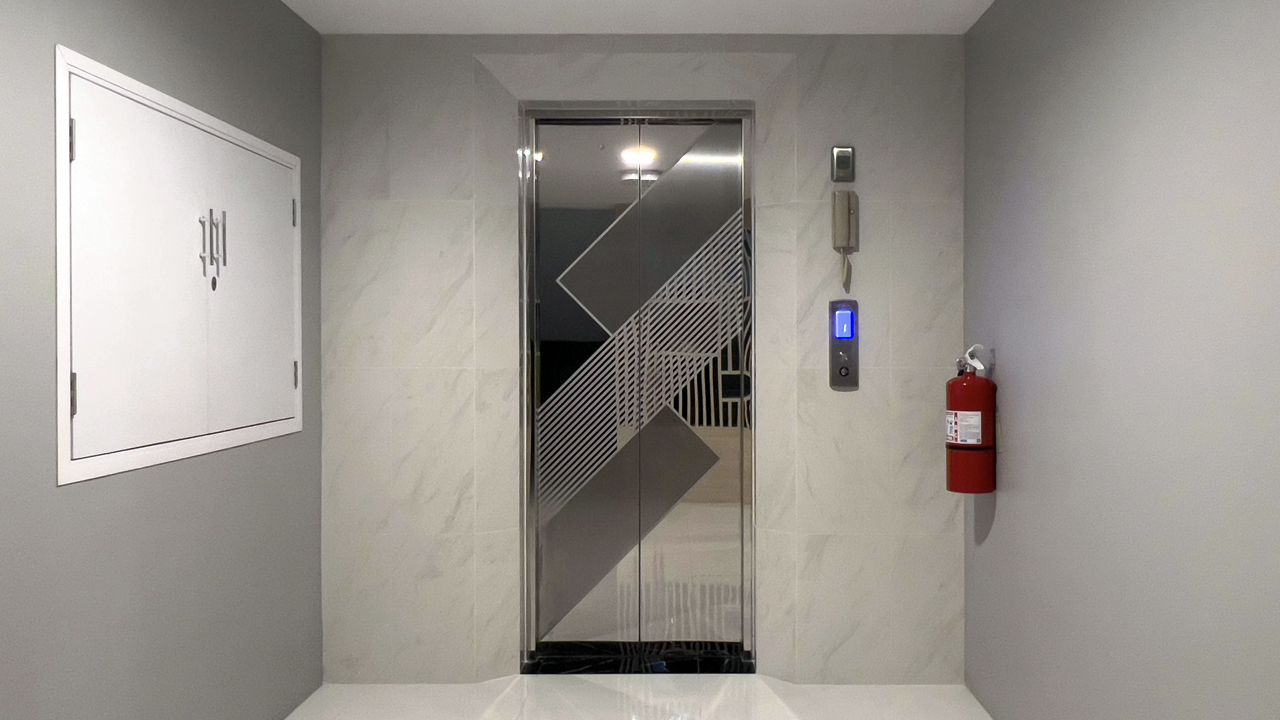 Elevator